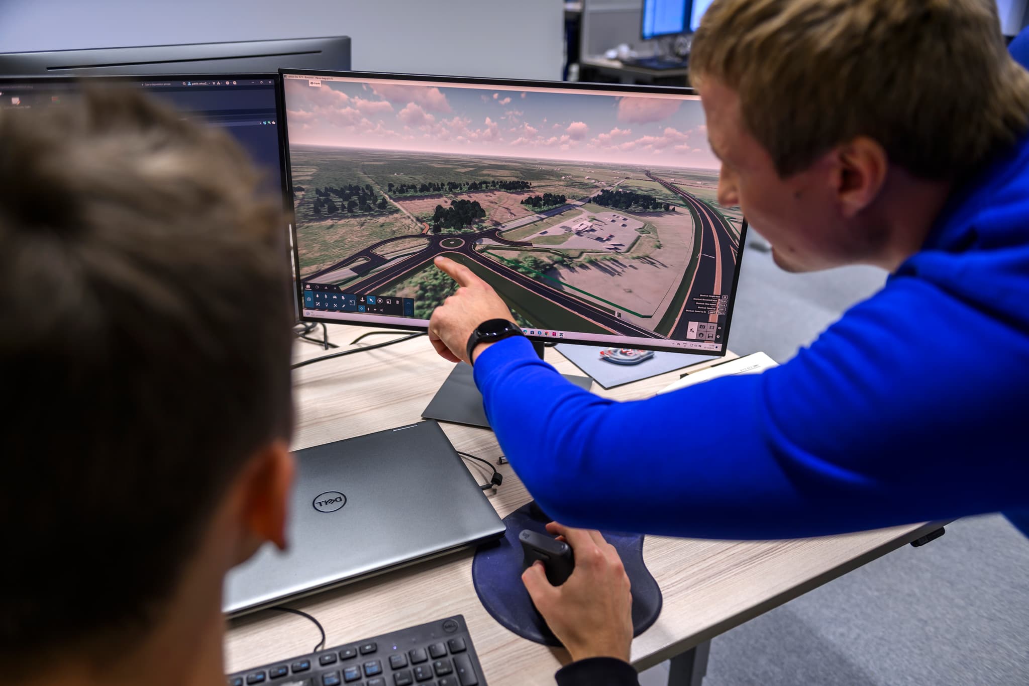 Meie eksperdid pakuvad terviklikke teenuseid taristu projekteerimise, ruumilise planeerimise, keskkonna ja jätkusuutlikkuse valdkonnas.